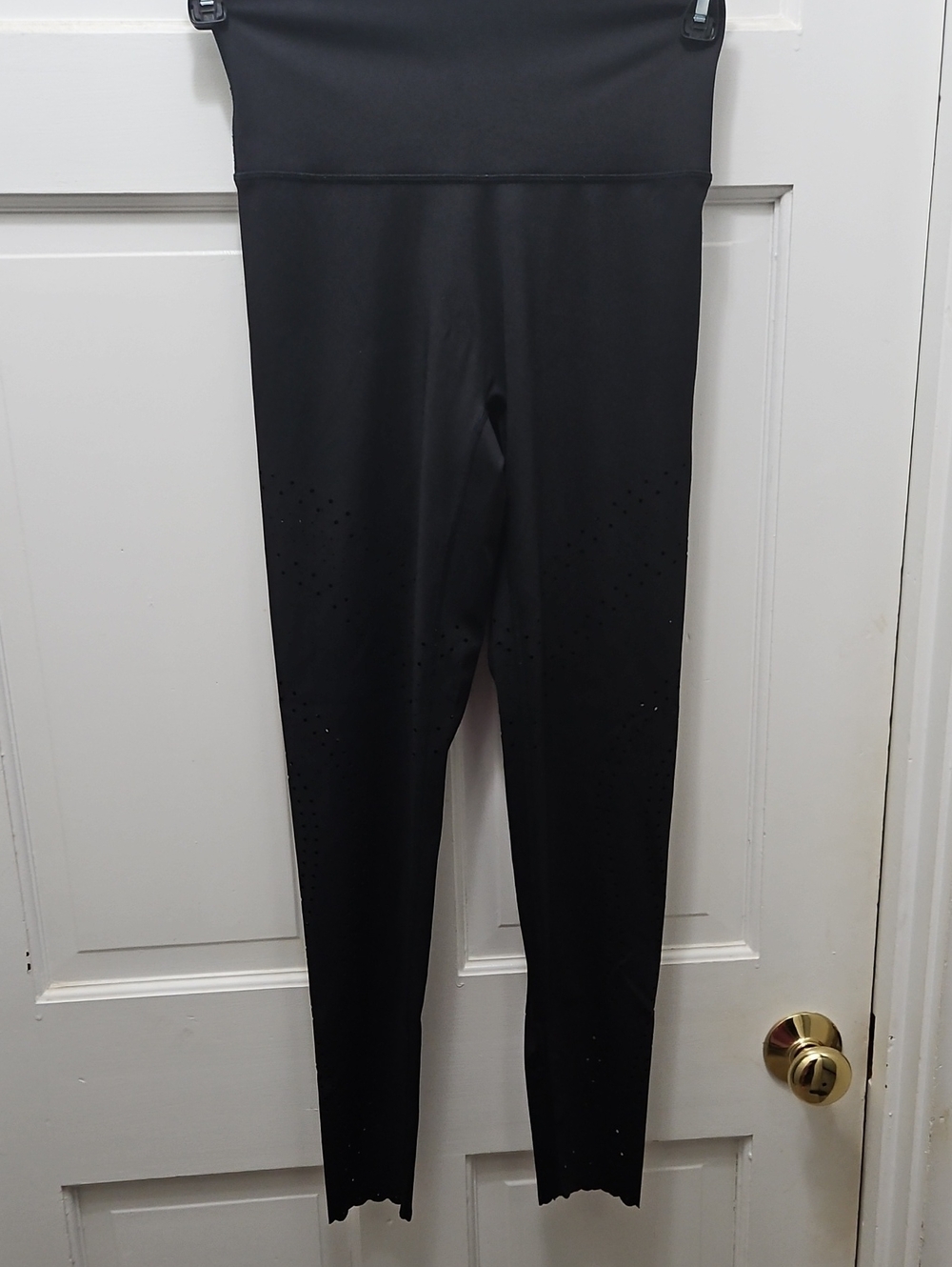 aerie OFFLINE High-Rise 7/8 Legging in Black